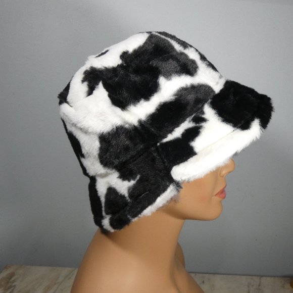 Cute! Stylish SOFT Warm Faux Fur Print Bucket Hat White with Black - Picture 4 of 11